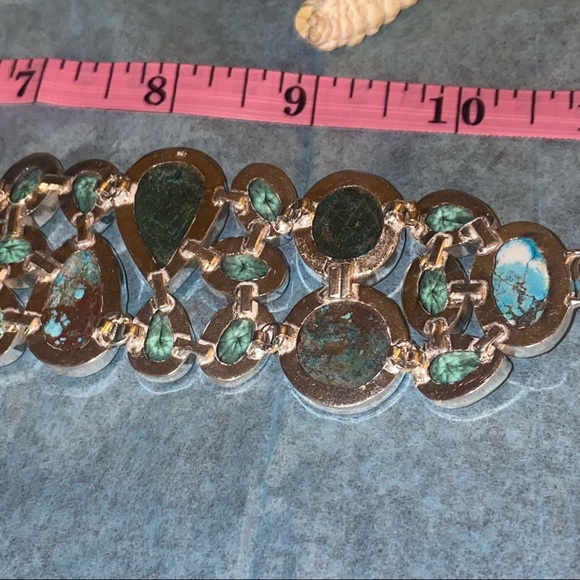 Tibetan Turquoise + Peridot gem cluster statement cuff - Picture 7 of 10